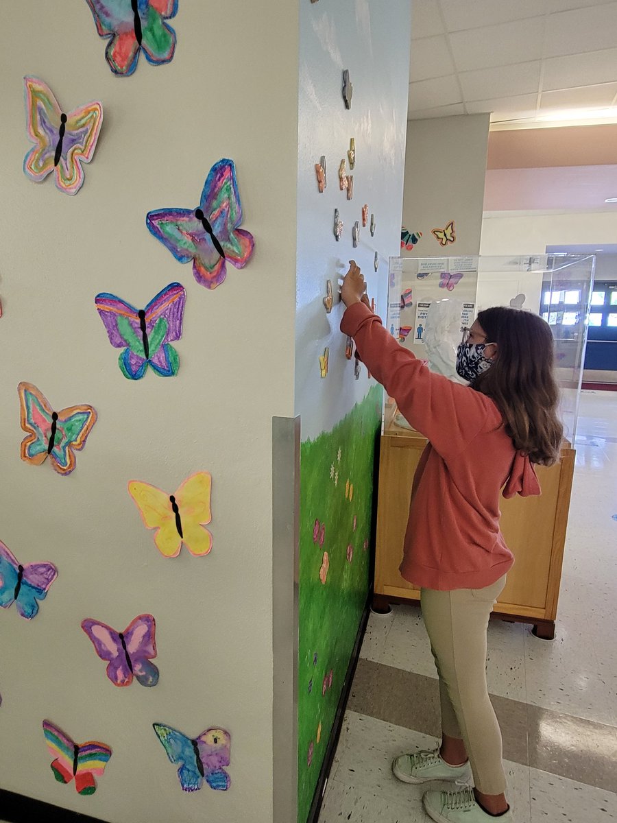 BCPSFineArts's tweet photo. Memorable experience @FloranadaES with Mary Flower teaching the Holocaust through the arts!
@BCPSAppLearn @browardschools @danielgohl @RobertwRuncie @BCPSFineArts https://t.co/ANWdf7yKmV