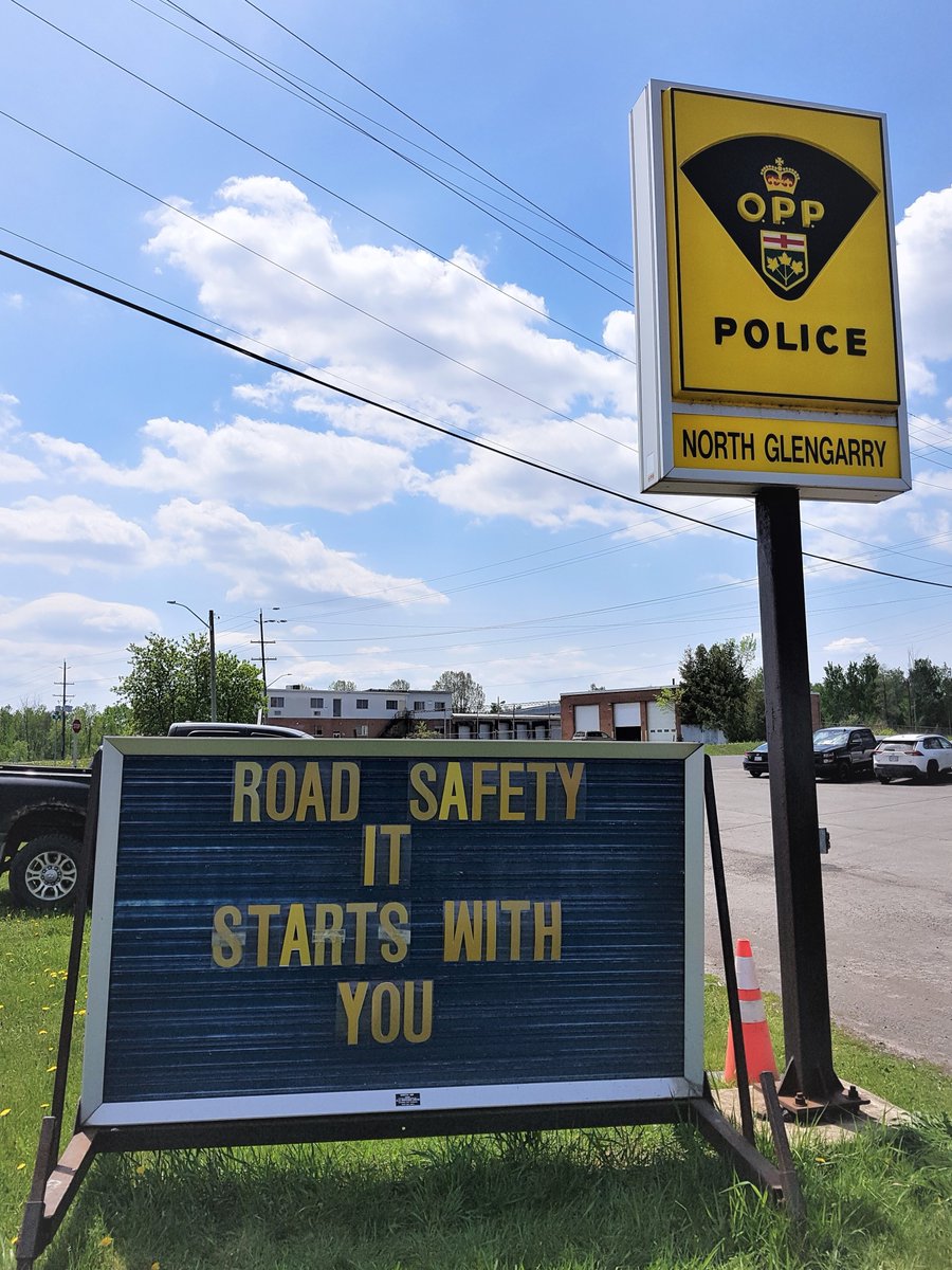 OPP_ER's tweet photo. #SDGOPP, Canada Road Safety Week, "how you drive is everybody’s business", #drivesober, #notworktherisk, #northglengarry. ^sd https://t.co/qBPwzSO7kn