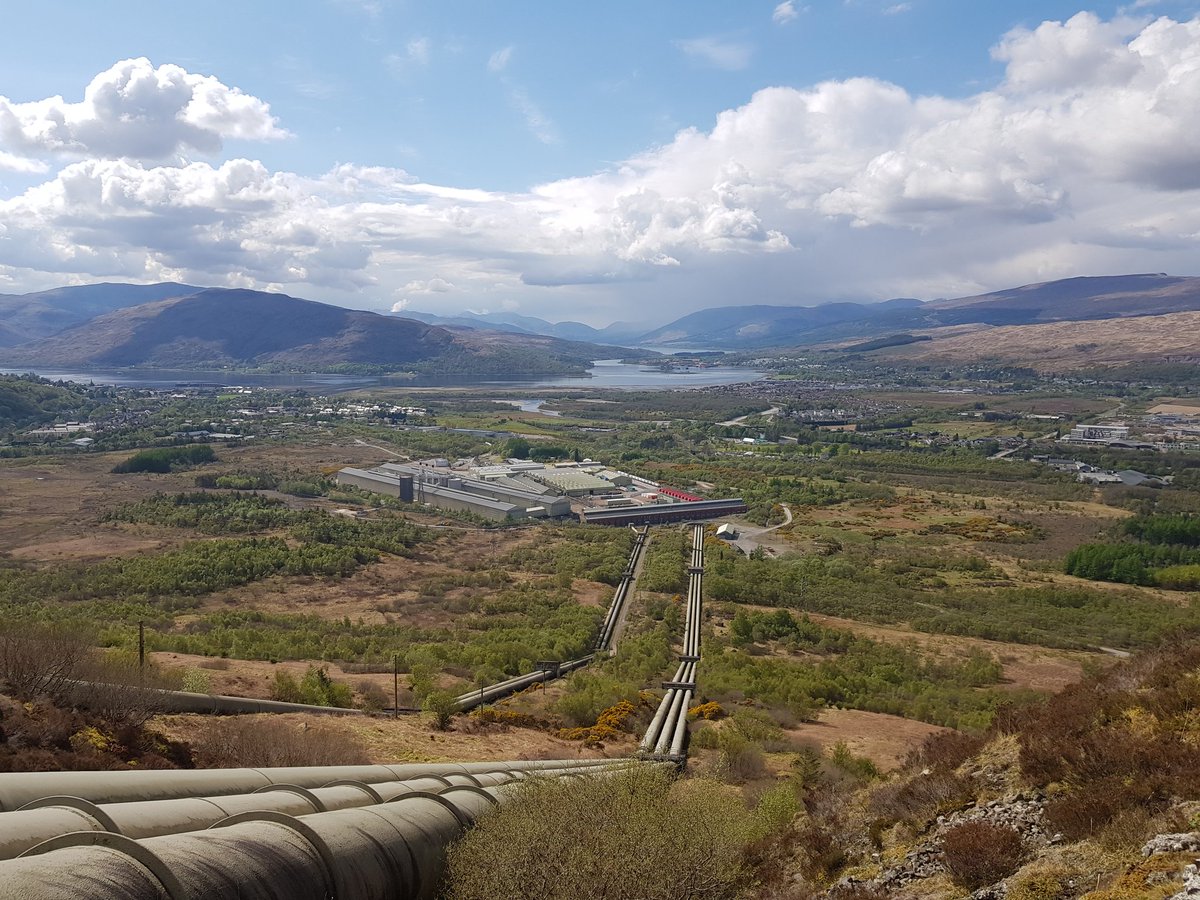 GreyhoundTaxis's tweet photo. Fort William &amp; Loch Linnhe from pipes!
#fortwilliam #lochlinnhe https://t.co/DWT0XST1DE