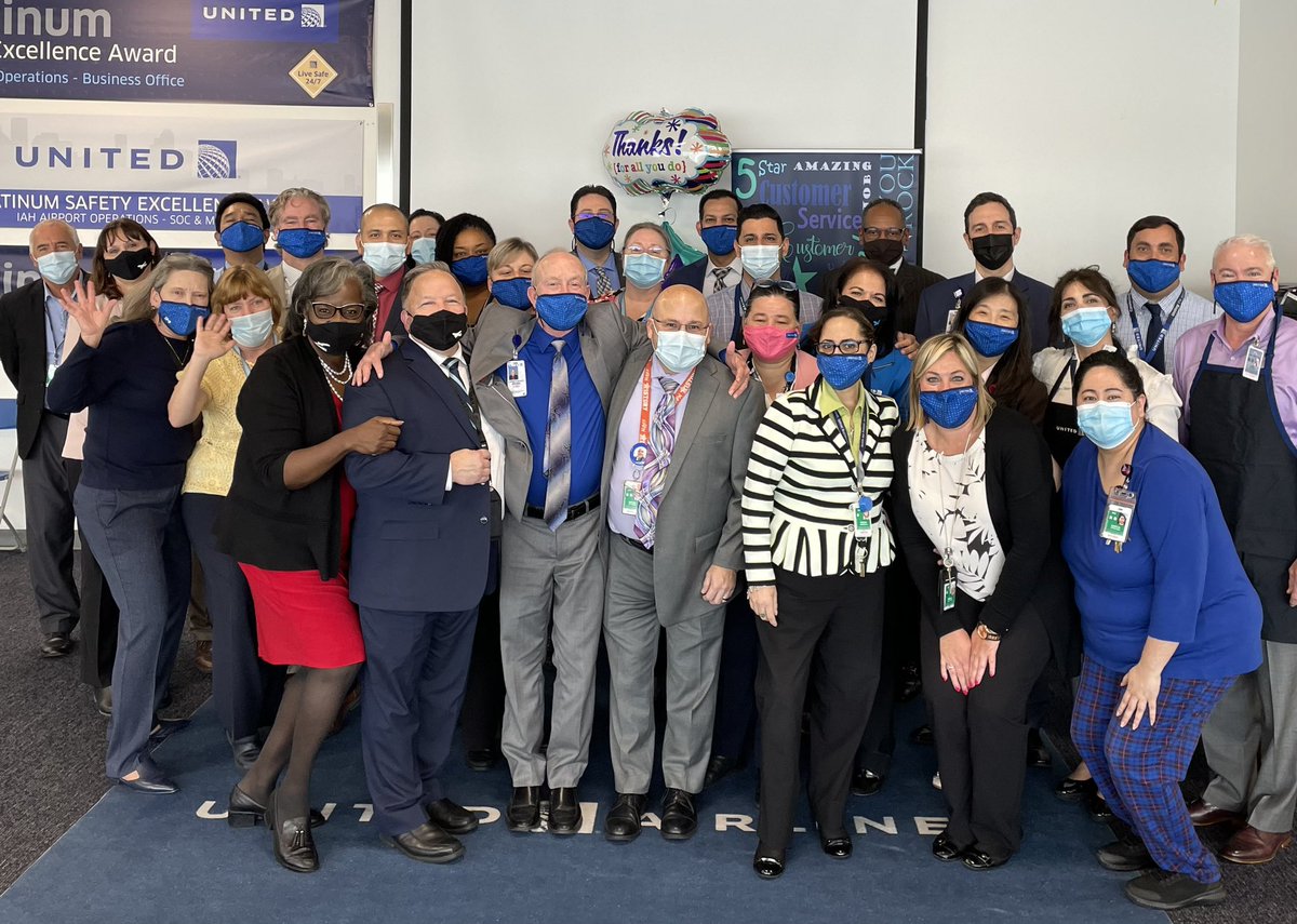 csarkari's tweet photo. When a mandatory team meeting turns into a whole lotta fun! #IAHCS #BestCustomerServiceLeaders @weareunited @JMRoitman @MikeHannaUAL @rodney20148 @philgriffith63 @skarabetian @jcromeo77 @RicoLWallace @Norfl2Charlette @barbara183869 https://t.co/NgTCdDjVZm