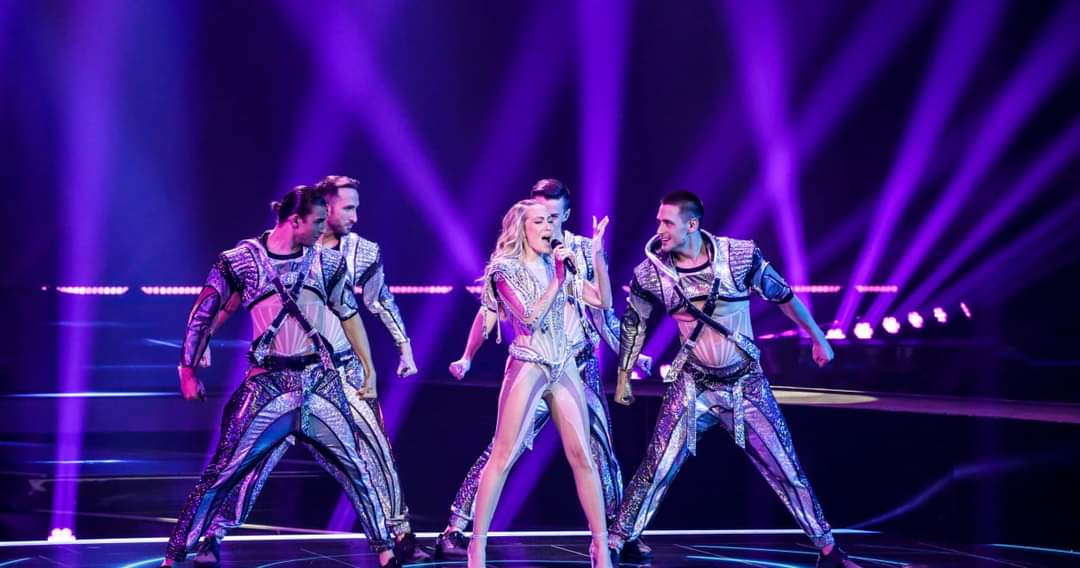 Axxyl's tweet photo. Hrvatska treba prestati slati pjesme na Eurosong. Ako smo zadnjih godina i sumnjali, sad je jasno da to 'natjecanje, nema veze s kvalitetom pjesme. Mozda nije sam svjetski vrh, ali je za polovicu ovih koji su usli u finale premija. Podrska Albini. #EUROVISION #eurosong #Croatia https://t.co/kSa0X4eSlr
