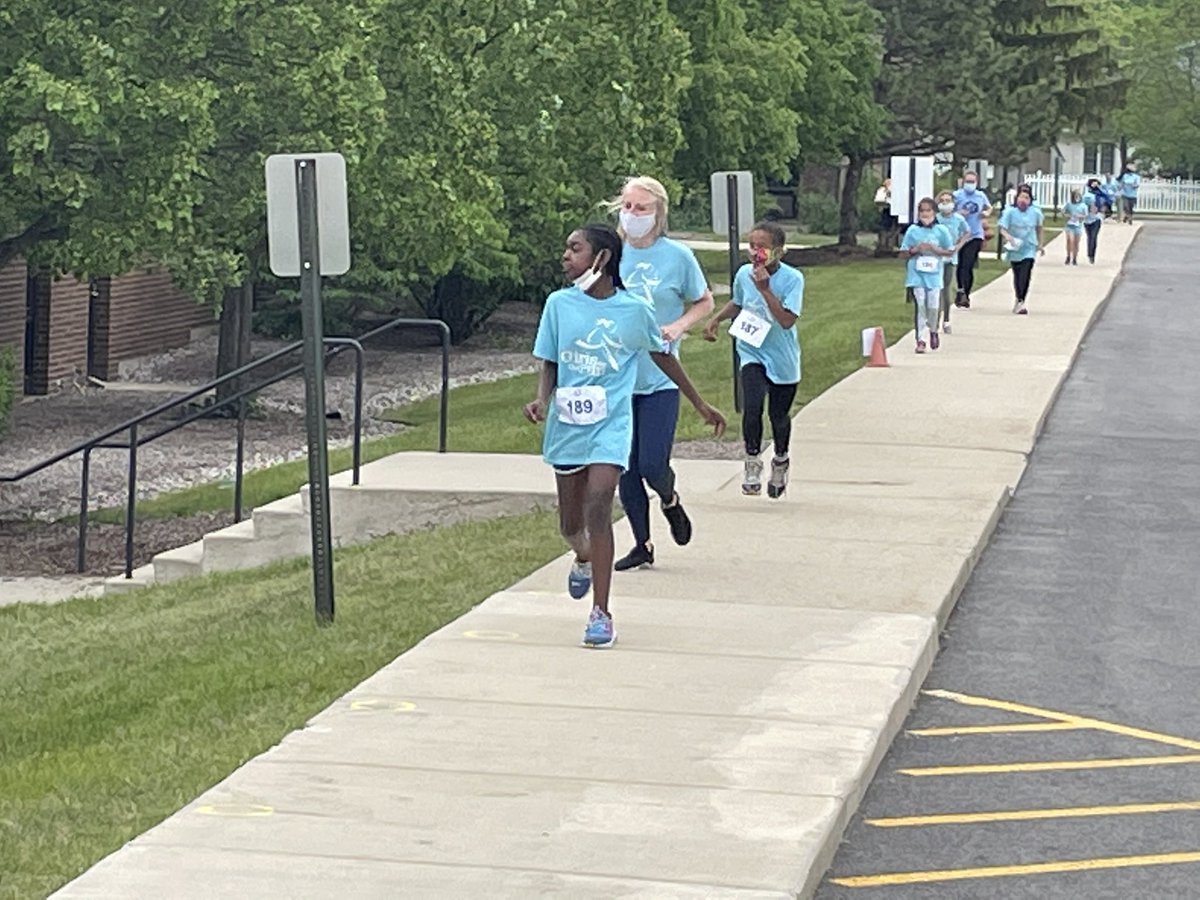 MrGGreenbrook's tweet photo. Greenbrook Girls on the Run. Great Day to Be a Gator. #esd20learns https://t.co/Dqcow5gEhl