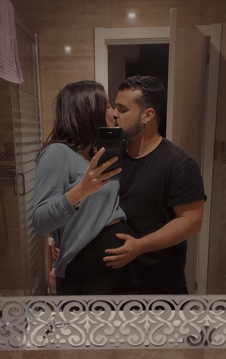 IruneM's tweet photo. Con vosotros al fin del mundo 
🤜🤛🤍🍼
Te estamos esperando con muchas ganas pequeño. https://t.co/CIvuZexMO8