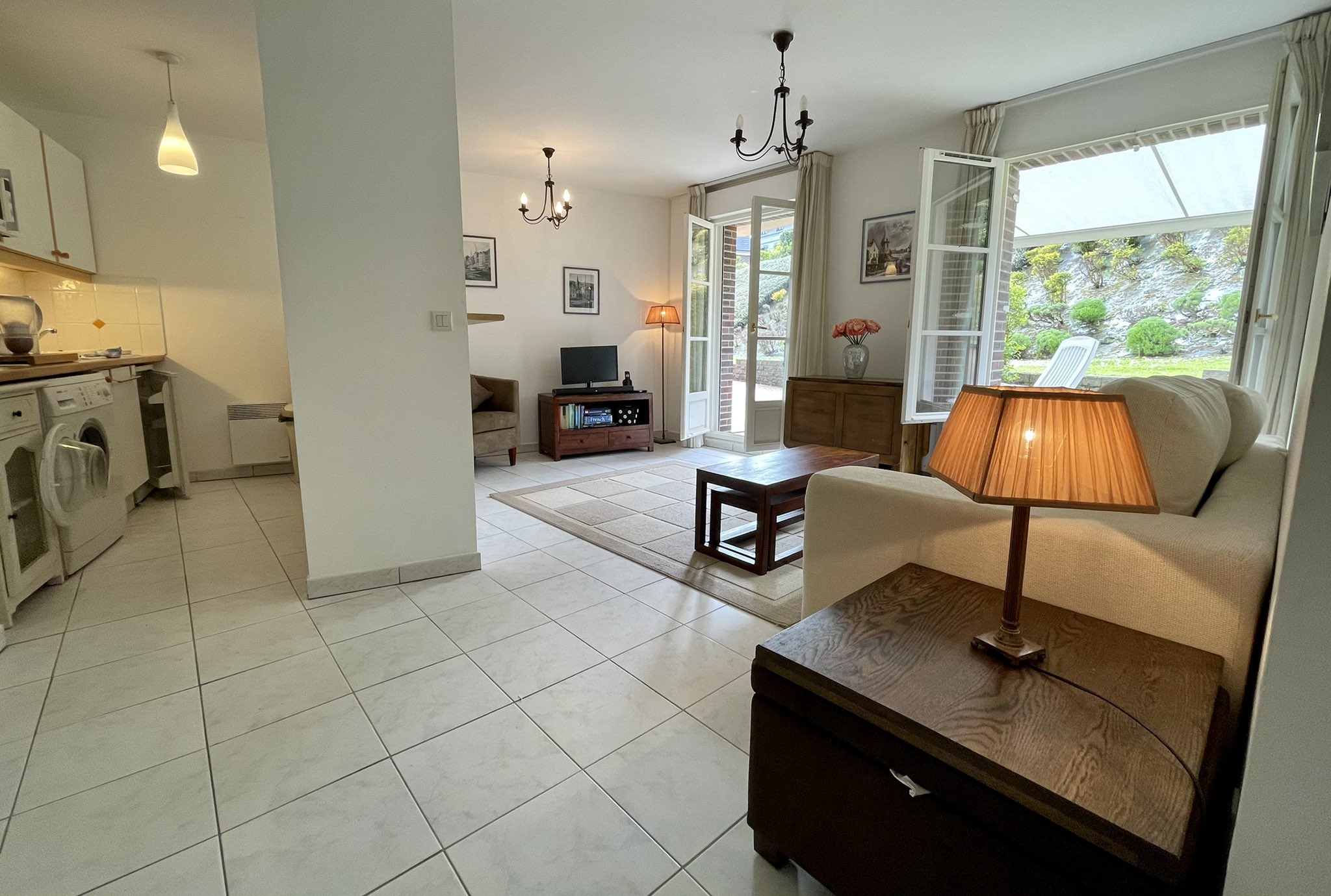 Outstsnding Honfleur Apartment (OutstandingHonf) / Twitter