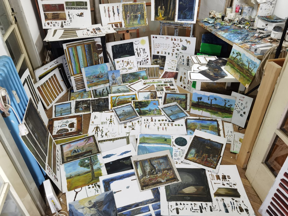 JanChlup's tweet photo. There's a plethora of Creaks material - it hardly fits in the studio. On the contrary, "Art of Creaks" book would fit in an average bookshelf, even though it's big and heavy :)

Get yourself a copy:
https://t.co/nQ7VqfMITf

@Amanita_Design #Creaks #art #bookshelf #indiegame #book https://t.co/8008TtQVFS