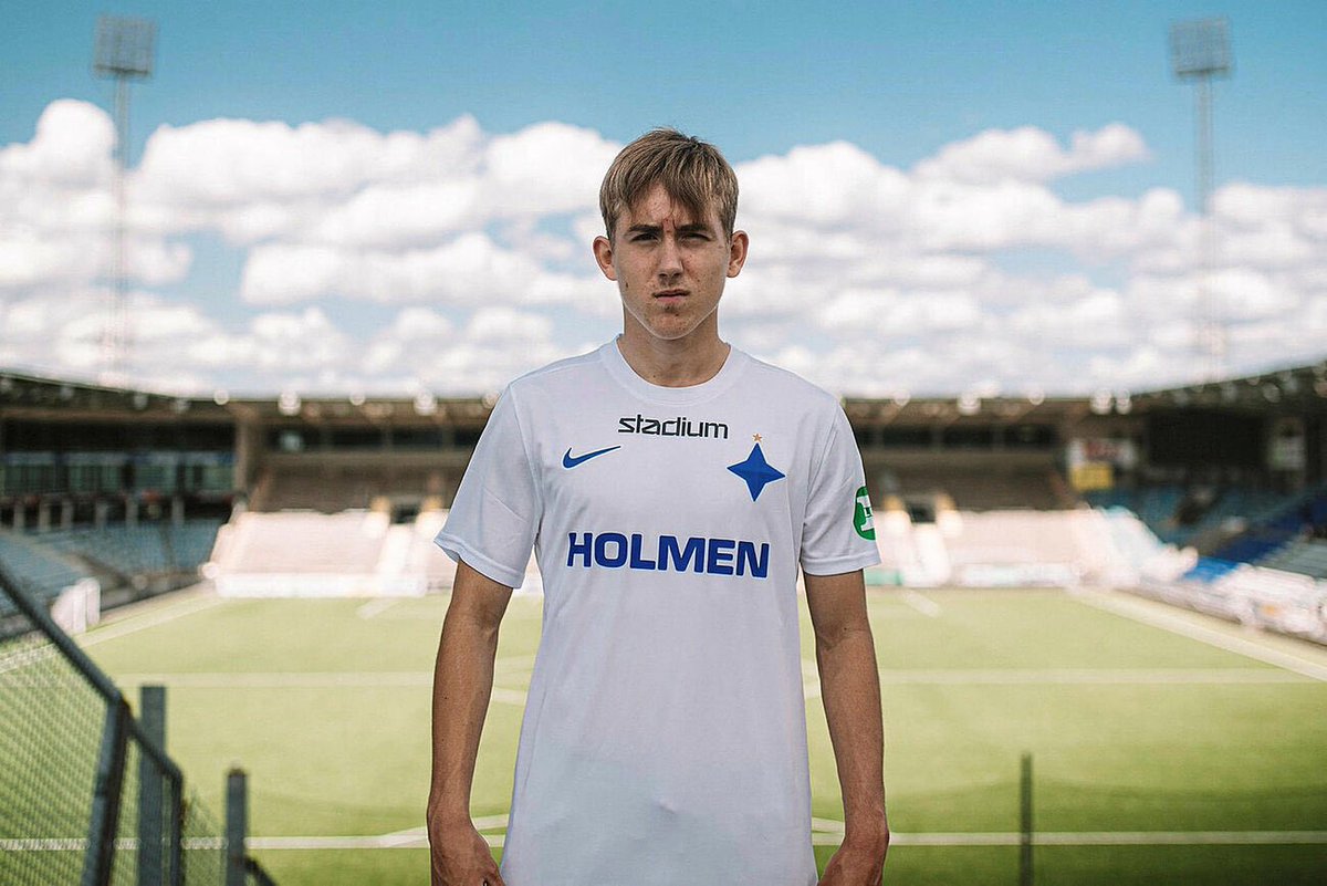 IsidroPerasso's tweet photo. #TalentosIP
Ísak Bergmann Jóhannesson 🇮🇸
•Edad: 18 años (23/03/2003)
•Puesto: Mediocampista ofensivo
•Club actual: Norrköping 🇸🇪
•Altura: 1,84 m
•Selección: Islandia
•Esta temporada:
En Allsvenskan 2020 (liga)
-6 partidos
-1 gol
-2 asistencias
-13 pases clave https://t.co/6dgSWKaG5z