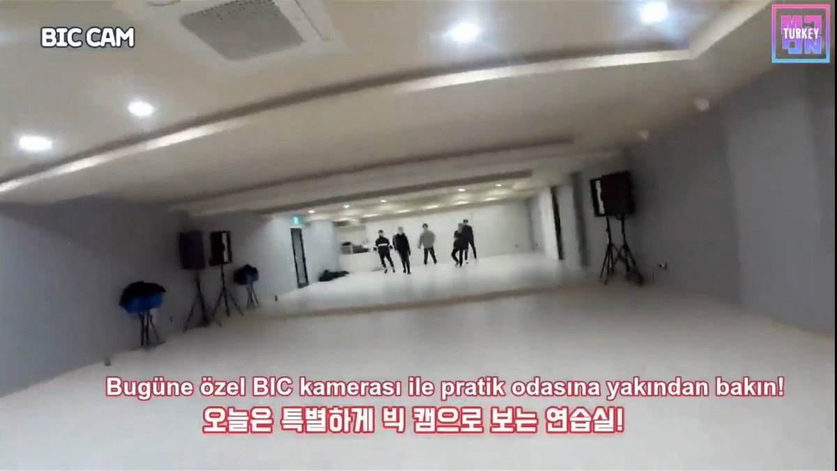 MCNDtr_Subs's tweet photo. [ ~ ÇEVİRİ ~ ] 

"Let's Play MCND M HIND | BIC CAM'de Görünen MCND | Pratik Odası 11. Bölüm" Türkçe alt yazılı olarak kanalımızda! 🥰 İyi seyirler dileriz~ ❤

🔗: https://t.co/j34GC5beJH https://t.co/vBFZkJ0hic