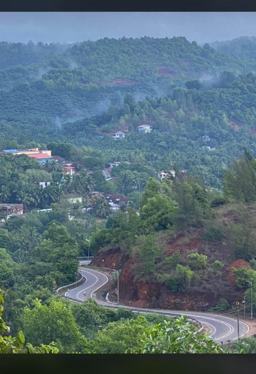 ganeshbhat728's tweet photo. My Native Place - BAYAR

ನಮ್ಮೂರು ಹೆಮ್ಮೆಯ ಊರು #ಬಾಯಾರು

ಫೋಟೋ ಕೃಪೆ @Murali Master Bayar https://t.co/ELCyHo3UL7
