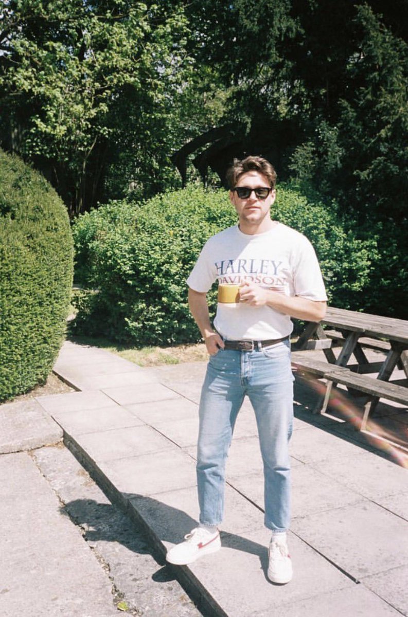 niallarchive's tweet photo. https://t.co/fUEyCwYZB9