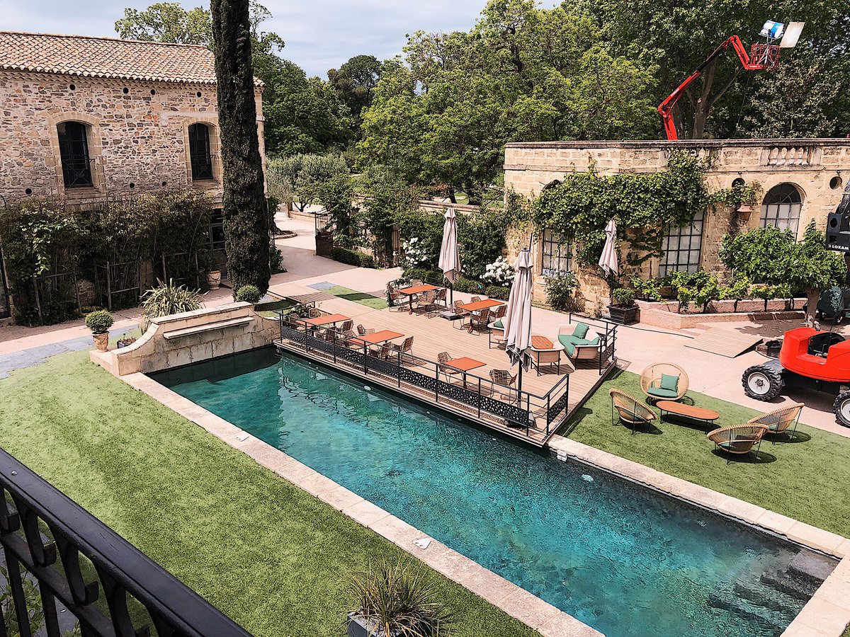 Petit détour de vacances au Double A sur le tournage d’Ici Tout Commence. 🎥
Une belle expérience dans un lieu magique, et autour d’une équipe au top. 👌🏽✨
Merci <a href="/Francoi94099937/">Celine Francois</a>  !
<a href="/ITC_TF1/">Ici Tout Commence</a>