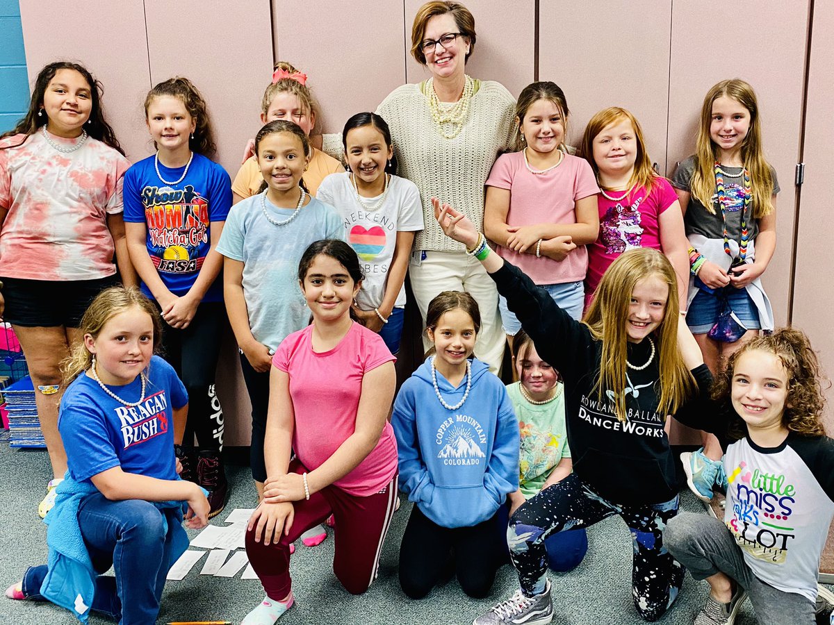 I had the privilege of lunch duty with these ladies and taught them you can always throw on your power pearls and get on with it! And if you forgot yours at home, a smile is still an exceptional accessory. #windingdownbbecareer <a href="/HumbleISD_BBE/">Bear Branch Elem</a> #pearlsarealwaysappropriate