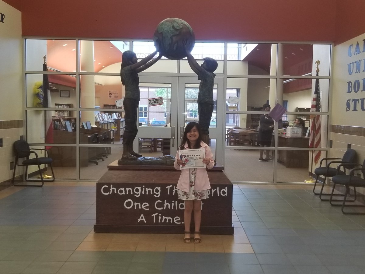 Reading Matters <a href="/OrrTylerISD/">Orr Elementary</a>! 100 AR Points! Proud of this 1st grade Cub....let's ROAR!