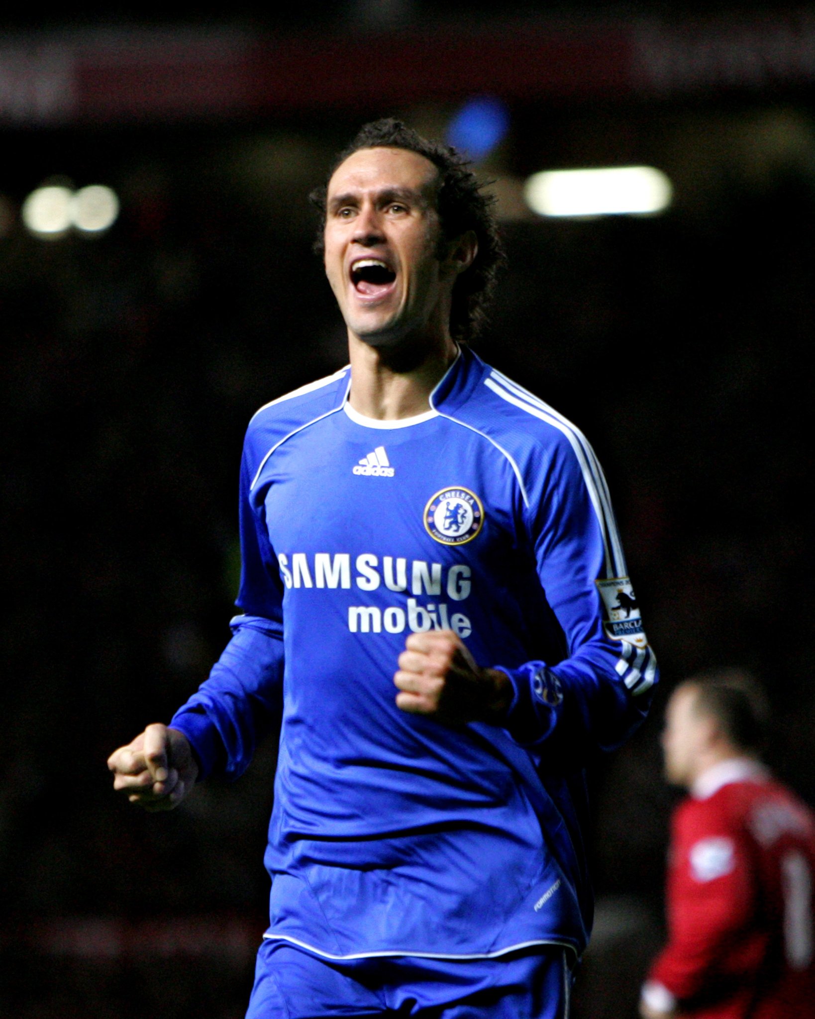 Happy Birthday to former Blue, Ricardo Carvalho! one of the best defenders in the world. 