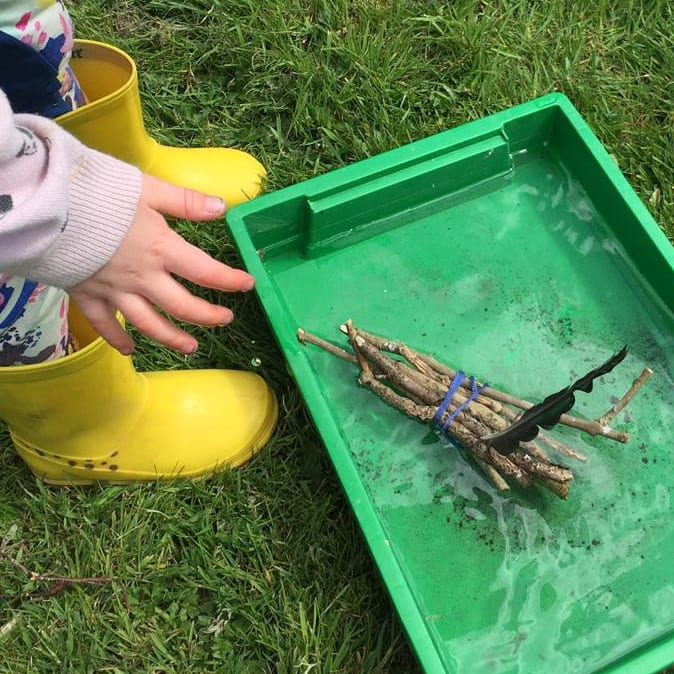 croi_na's tweet photo. Raft Building 🏞️🌊

📍Exploring floating and sinking 
📍Working in pairs 
📍Choosing natural building materials 
📍Designing 
📍Discussing different ships/boats...
📍Cargo and how much they could hold 

#croinacoille #croinacoilleprimaryschool #outdoorlearning #forestschool https://t.co/204yGmoCtk