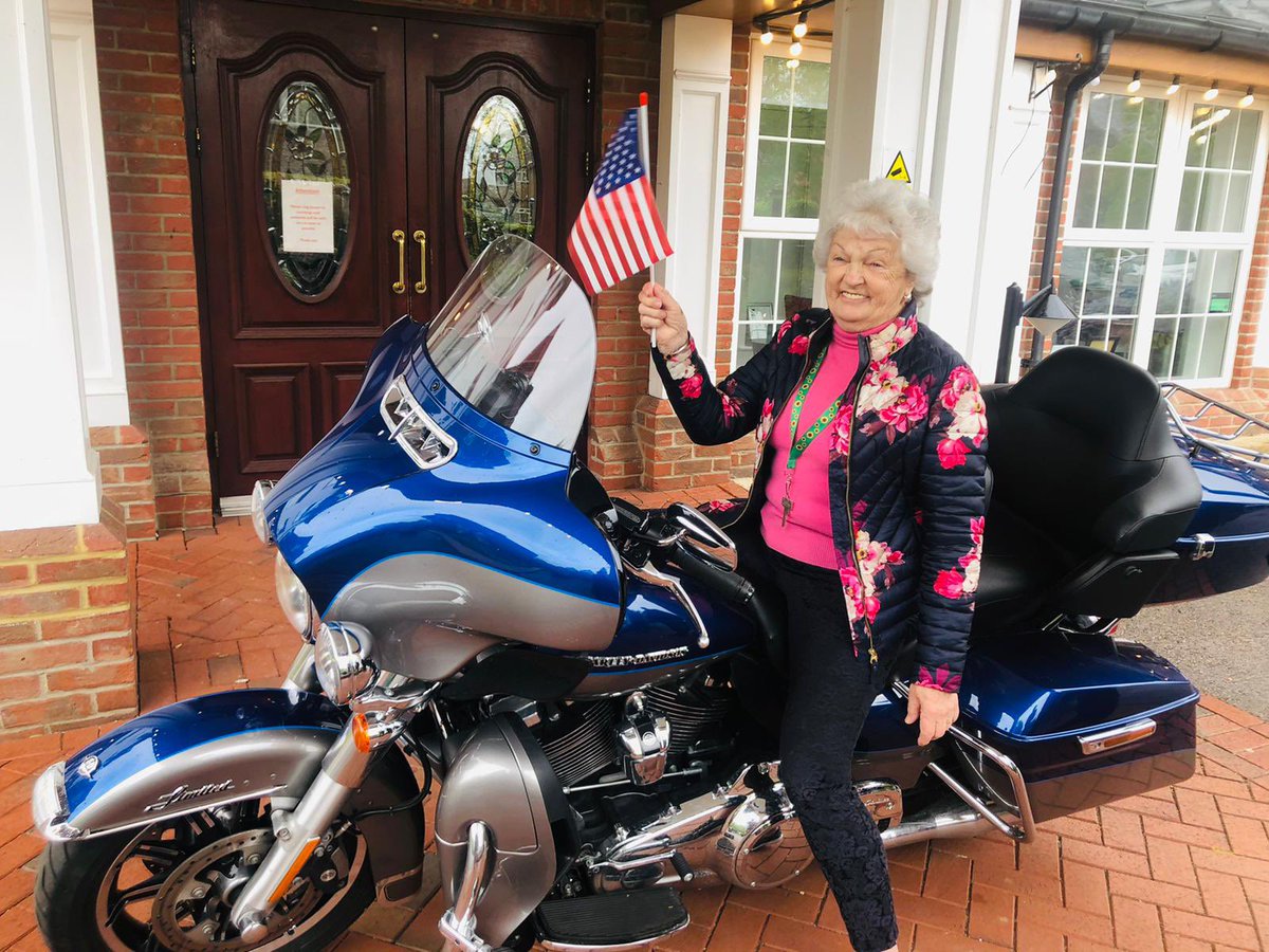 lisabaxter48's tweet photo. Our lovely resident Marjorie didn’t waste anytime jumping on the Harley Davidson this afternoon kindly driven to Sunrise of Fleet by our lovely DCR Sybil’s father #NewDayNewDawn @americaweek 🇺🇸 @SunriseSrUK @Broadway_Blooms @KaraHooper9 https://t.co/honOcZClvy