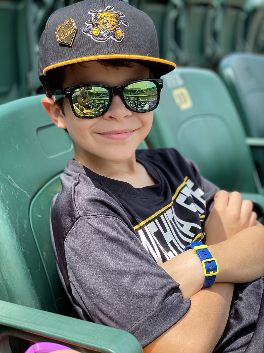 GoShockers's tweet photo. ⚾️⚾️

The last home game @ Eck Stadium is also Kid’s Day THIS SATURDAY!

FREE Admission for youth 8th grade and below with purchase of adult ticket. 

Shockers vs Memphis @ 12:00pm CT. 

📸: Fan Photo from @princessthuglif https://t.co/kqZ18IzxHf