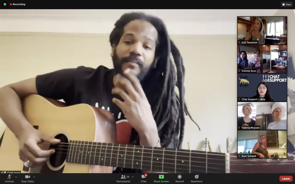 Music Heals Int. tweet media