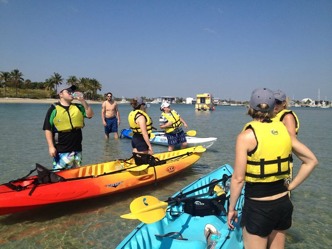 La conservación de la biodiversidad no significa atraso económico. 

De hecho es todo lo contrario. El turismo sostenible es una manera de aprovechamiento responsable de los recursos de la naturaleza. 

#22May Día Internacional de la Diversidad Biológica. 

#SomosBiodiversidad
