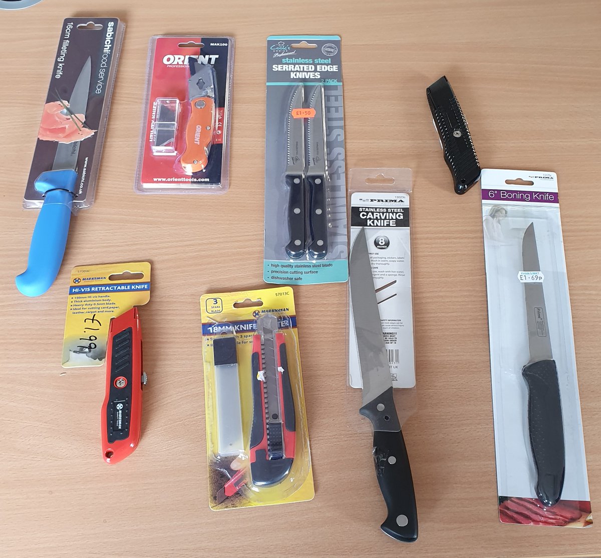 GuardianWMP's tweet photo. #TestPurchase Task Force Officers, Bordesley Green NHT & Partners from @bhamts conducted a test purchase operation on retailers in @BordesleyWMP area where 8/11 stores failed to challenge over age & we were able to buy these knives! Educational visits followed this time...1/2 https://t.co/qwVHLaJTq0