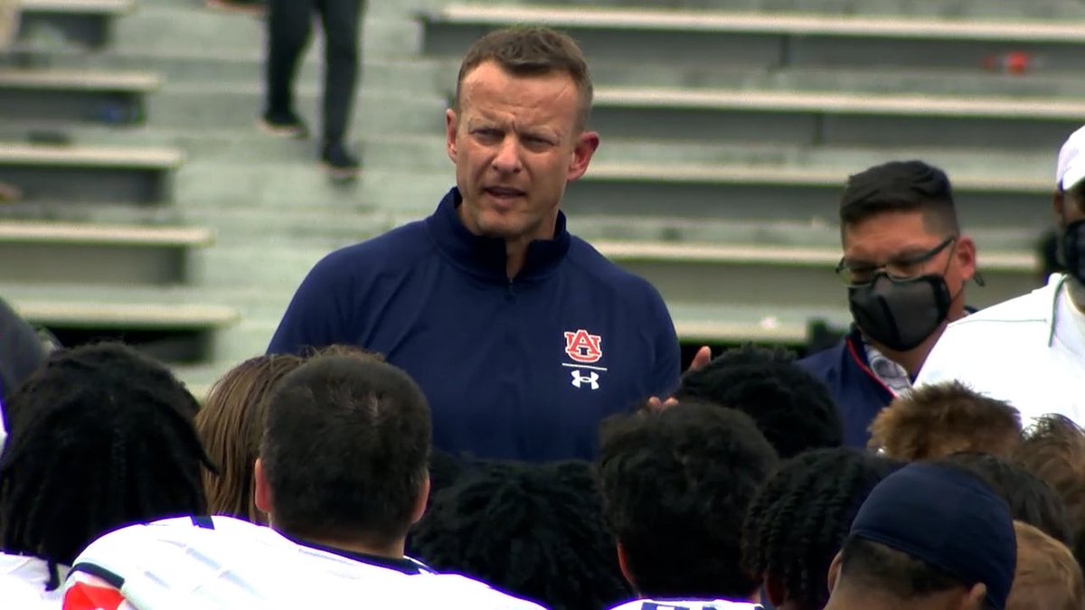 JamieHaleSports's tweet image. Kickoff times:

*OPENING WEEKEND*
Alabama vs. Miami 
Sept. 4 at 2:30 on @abc3340 

Georgia vs. Clemson
Sept. 4 at 6:30 on @abc3340 

Notre Dame vs. FSU
Sept. 5 at 6:30 on @abc3340 
- - -

Auburn vs. Penn State
Sept. 18 at 6:30 on @abc3340 
*1st game of their home-and-home series.