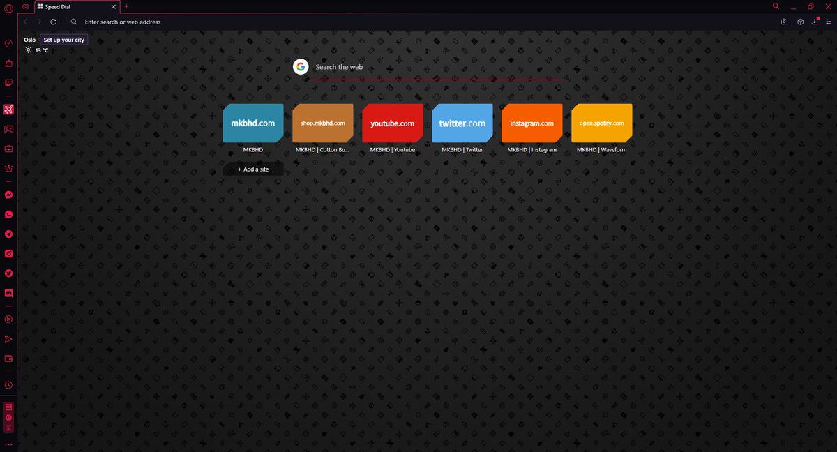 Opera tweet media