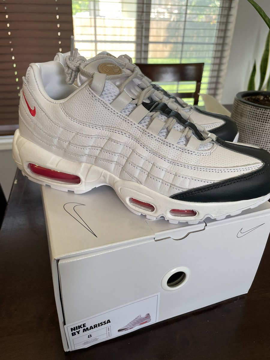 My 5 year Magenta Anniversary gift. Thank you <a href="/TMobile/">T-Mobile</a> for making me feel valued! I can’t wait to break these in 💕😍 #5years #grateful #cantstopwontstop #nikeair