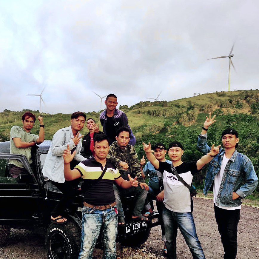 G a b a n g (@missqu33n) on Twitter photo 