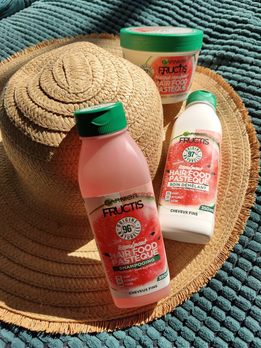 Ballanger_C's tweet photo. Comme une envie que le soleil se pointe...d'ici là, je teste la gamme capillaire #fructishairfood #teampasteque https://t.co/CRFZpazxa6