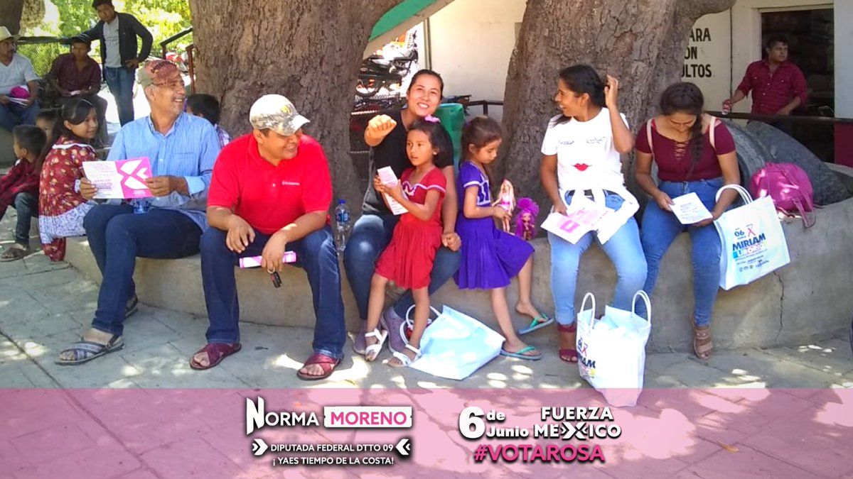 NormaMorenoCruz's tweet photo. ¡Vamos con fuerza recorriendo todo nuestro #Distrito09! Visitando a nuestras paisanas y paisanos en cada una de sus comunidades podemos saber las necesidades que viven en su día a día.
#Distrito09ConFuerza #FuerzaPorMéxico #6DeJunioVotaFuerza #VotaRosa https://t.co/BOGICxHSeE