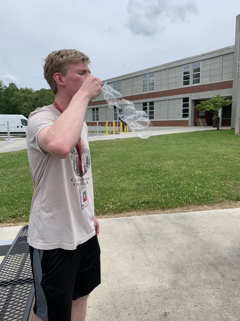 StevensMath's tweet image. AP Calc Bubble party using wands we 3D printed after creating polar graphs in @Desmos. Thank you @DrPickelNation and @coach_hutson for sharing your 3D printers. @ORSchools