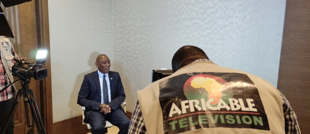 Djena_Traore's tweet image. Rt Unfpamali @mabinguengom1 invité spécial de la chaîne #Africabletelivision à #Bamako sur le livre qui vient de paraître sur #FassE. Diffusion vendredi 21 mai à 21h30 @eugene_kongnyuy @UNFPA_WCARO @AUYouthProgram #PutYoungPeopleFirst, #Agenda2030