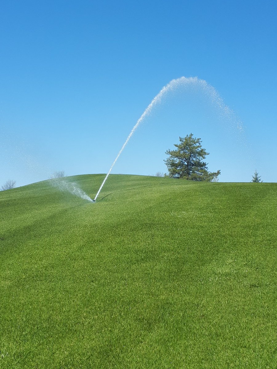 SuperPiperTBay's tweet image. Have every Gator equipped with @KeyComponents3D #rainbird pocket keys for instant irrigation gratification! #turfgrass #toro #golf keycomponents3D.ca