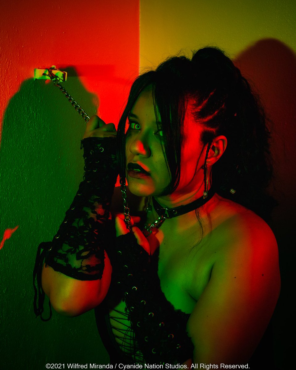 CyanideNation's tweet photo. New [Ultra Premium Set] feat Lexi available at https://t.co/5A47wROu04
💃 @Velv3tV
📸 @TheCyanideBeast
#cyanidenation #portraitoftheday #photography #picoftheday #portrait #art #ArtistOnTwitter #artwork #photographer #photo #photoshoot #photooftheday #photos #premium https://t.co/MQbHNmBOFm