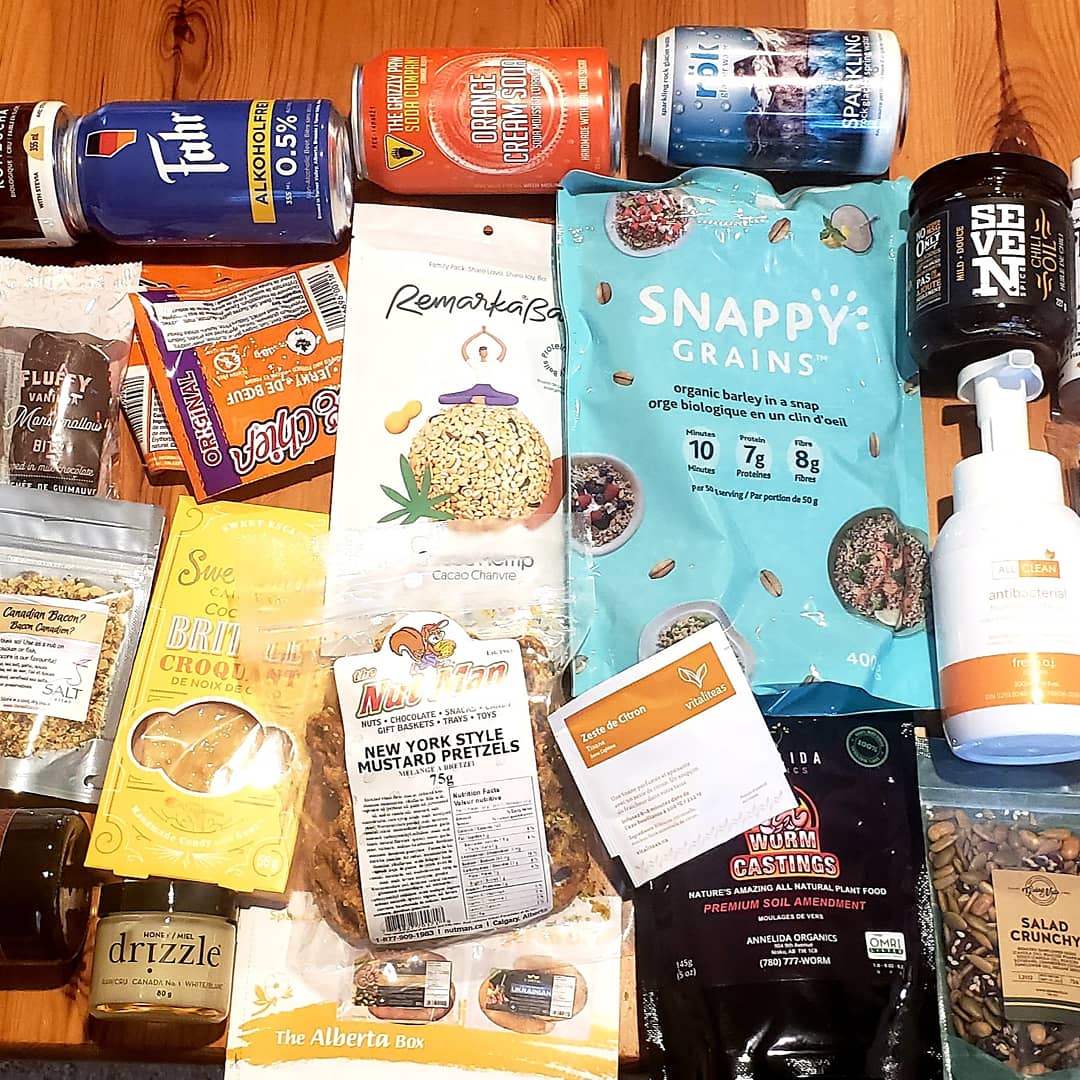 trinighyul's tweet photo. Check out #TheAlbertaBox summer edition at your local grocer. So many things to try #yeg https://t.co/DcF8XykxT2