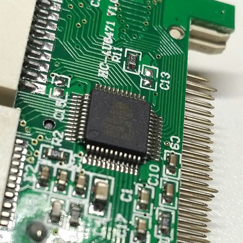 tamhanna's tweet image. #cardreader #teardown. My Defender #MultiCardReader, bought at Alza many years ago, starts acting up due to a problem with the #miniusbport. So I decided to open the #snapfit case and look what is inside. The most interesting thing for me is the…

📸 instagram.com/p/CPBs_Y_jFGO/