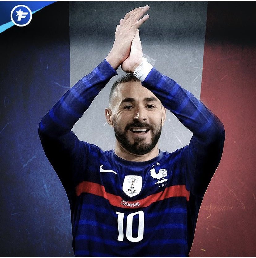 Petite dédicace à notre attaquant  grand fan 
#dimzema 

💙🤍❤️⚽️