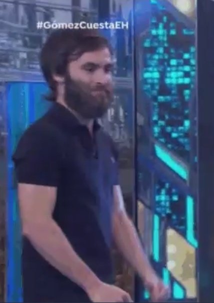 ojoalmanojo's tweet photo. ¿Pero os habeis dado cuenta que @ricardogomez10 se está convirtiendo peligrosamente en Tyrion Lannister? 
#gomezcuestaeh https://t.co/ssLnjv8f1z