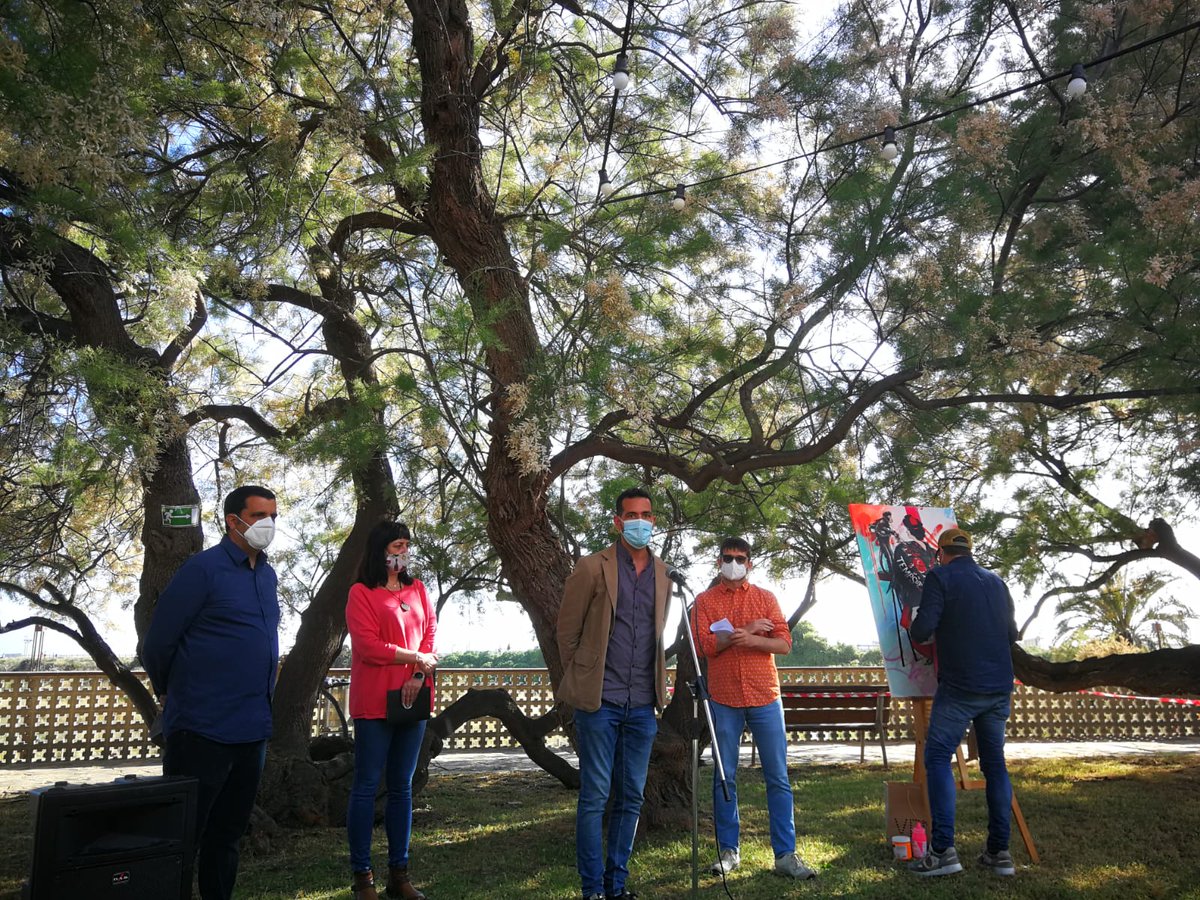 jmedinaalsina's tweet image. Avui hem presentat el cartell i la nova edició de @TempsdeVi d'enguany que es realitzarà el 12 i 13 de juny a l'@espaifar_vng amb control d'aforament i cita prèvia. Som-hi! ✊🏻💛💜🍾🍷