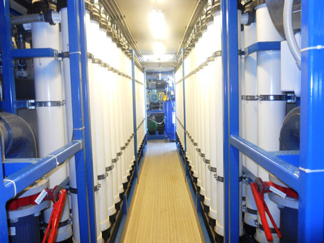 VeoliaWaterTech's tweet photo. At SUEZ, we can keep your operations running through 24/7 deployment of assets and expert resources to minimize downtime. From Mobile Deionization or Deoxygenation Systems to Mobile Media Filters, we have you covered. Learn more about our fleet below.

https://t.co/oZTdwSX5wL https://t.co/1VA2NJViwy