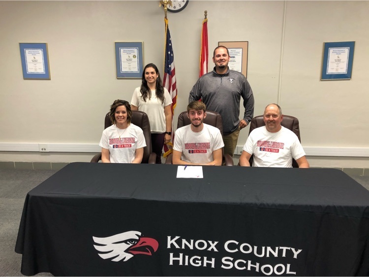 KCR1SCHOOLS's tweet photo. Congratulations, Coltin, on signing your track NLI with Hannibal-LaGrange University! https://t.co/W9InpQnDX9