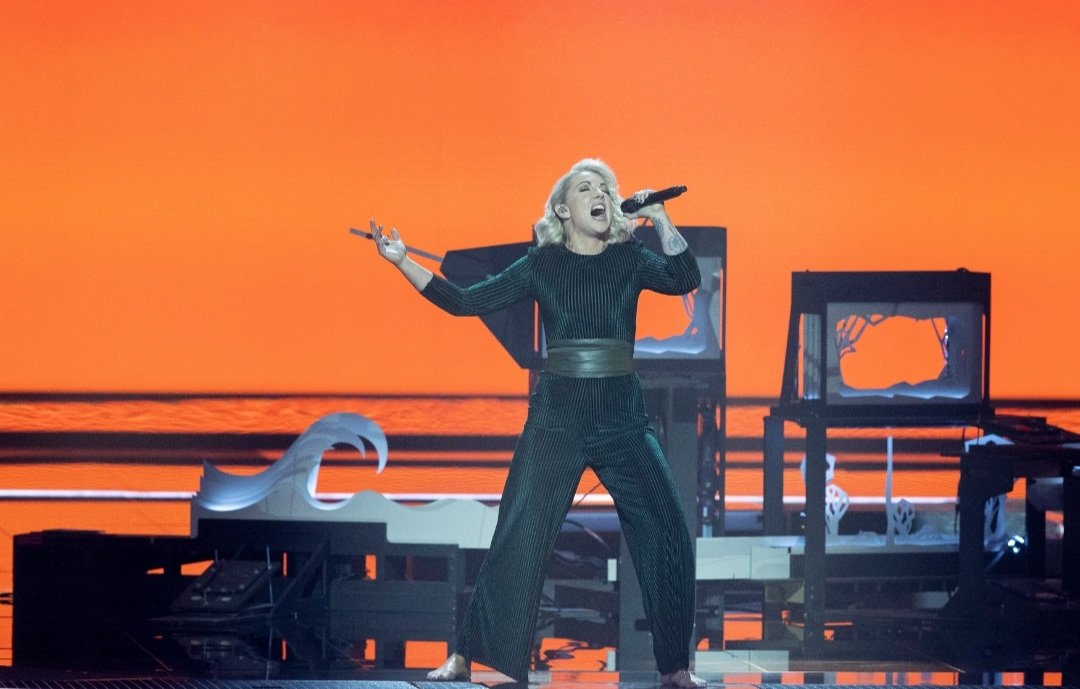 Brid_PA's tweet photo. @Lorenescfan1 Go Ireland 🇮🇪☘ @lesleyroyreal
#Hope🦋 #Eurovision #Eurovision2021 #Ireland☘ #VoteIreland☘ @Eurovision https://t.co/a65C6ihCD2