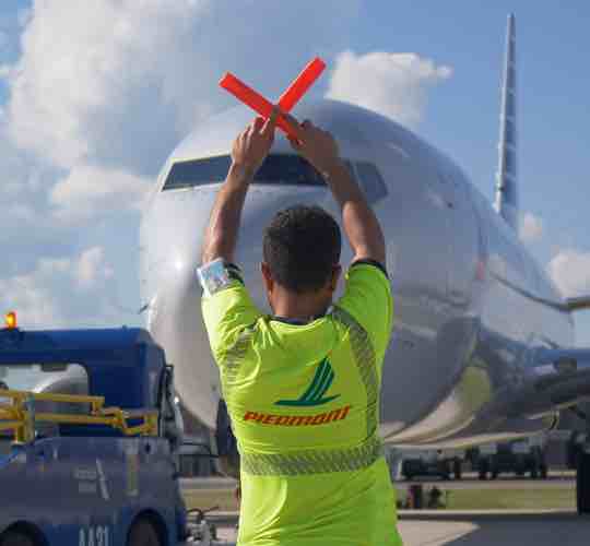 ⚠️NOW HIRING: American Airlines Ramp Agents ✈️
aaregional.wd5.myworkdayjobs.com/en-US/Search/j…

#PiedmontAirlines <a href="/piedmontair/">Piedmont Airlines</a>
