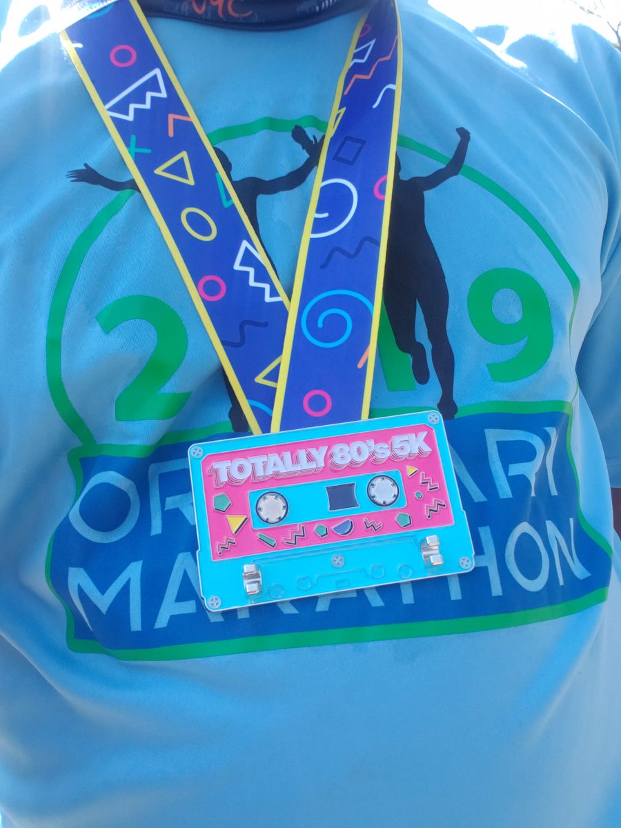 bushwickrunner's tweet photo. #garmin #beatyesterday took a couple of days off after coming down with a cold. I feels so much better. I had to knock out this virtual race #Virtualrundotcom #runchat #teamultra I love this medal. https://t.co/GchT550Rz7