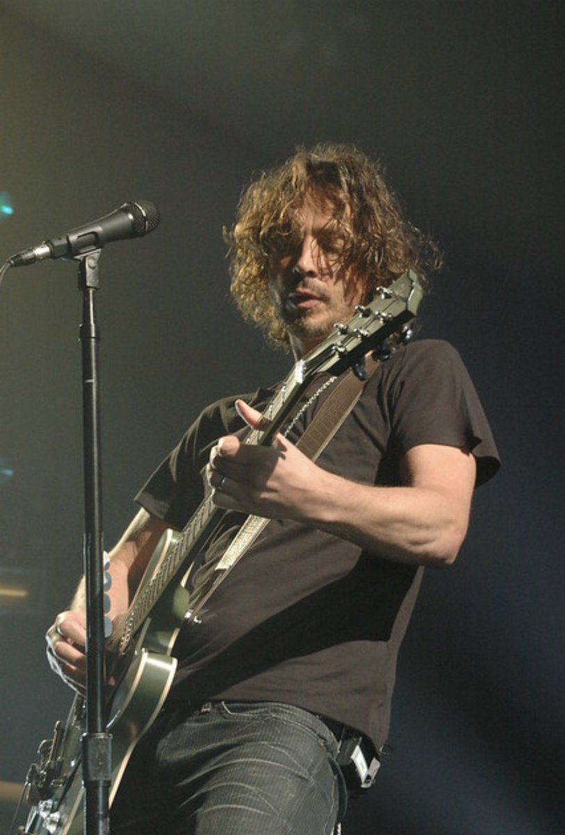 Man, 4 years ago today. Hard to believe. I’ll never forget photographing Soundgarden back in 2013 at The Austin Music Hall. R.I.P Chris Cornell.