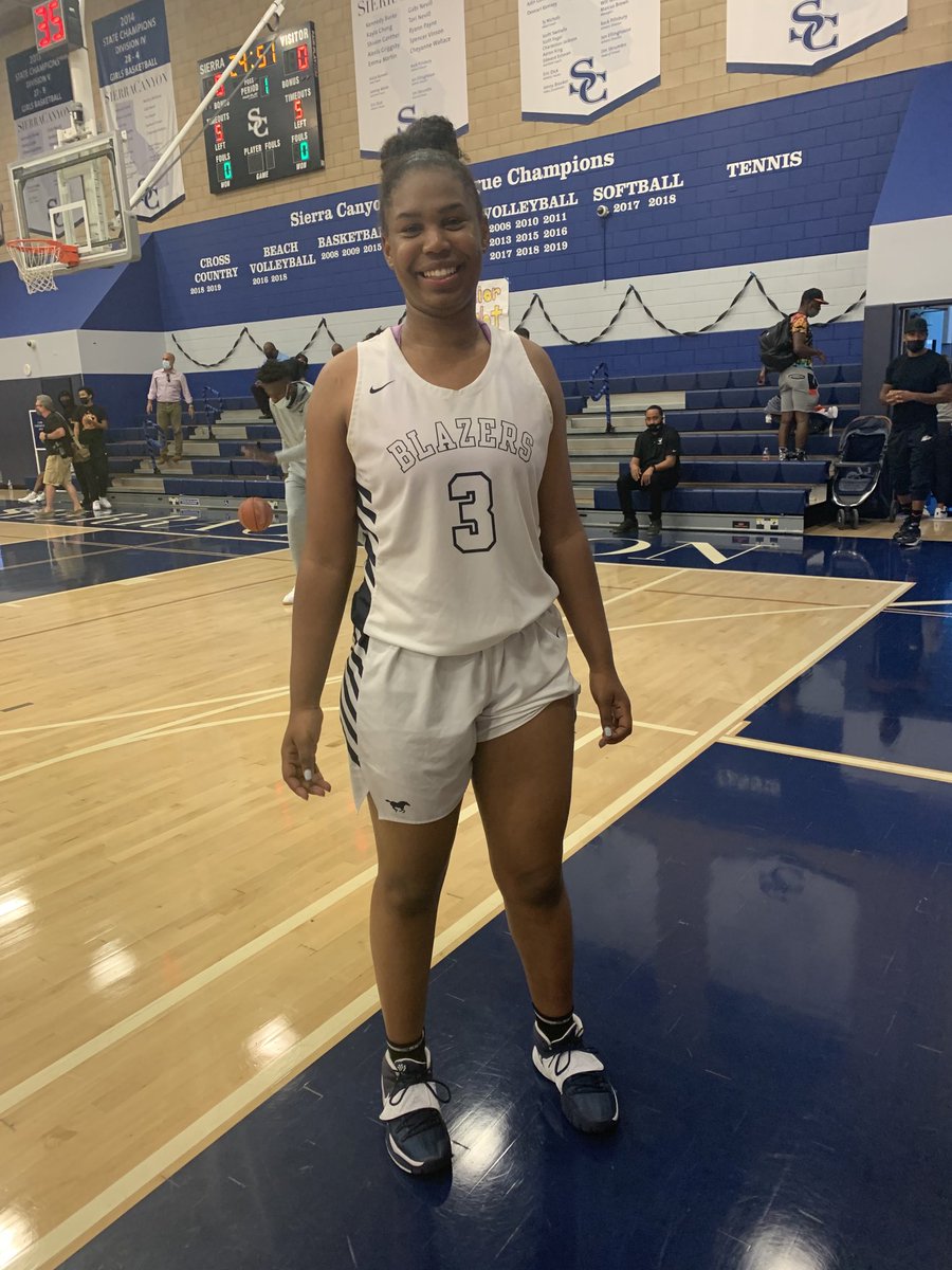 What a senior night for Tamia Murphy: a career high 21 points to help Sierra Canyon to a 72-41 Gold Coast League victory against Paraclete: she is headed to D’Youville College in Buffalo, New York ⁦<a href="/SCanyonSports/">Sierra Canyon Sports</a>⁩ ⁦<a href="/sierracanyongbb/">Sierra Canyon Girls Basketball</a>⁩ ⁦<a href="/iamkomaki/">Alicia Komaki</a>⁩