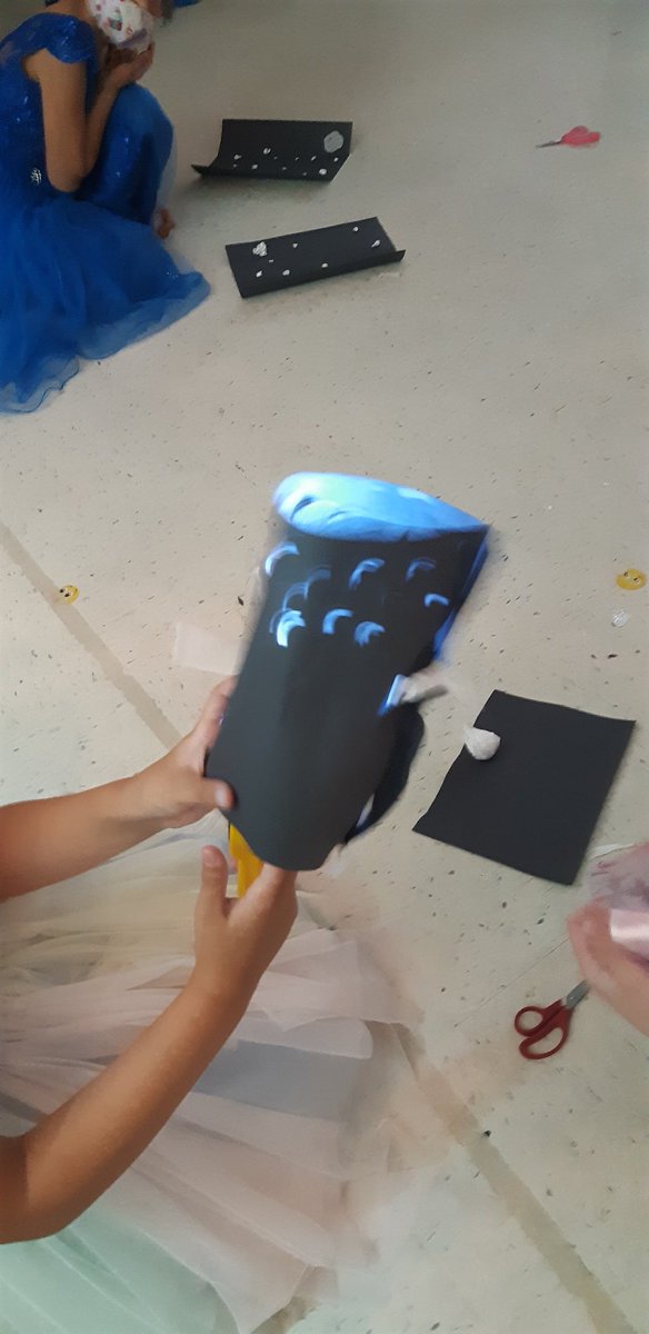 sofysabiduria's tweet image. Great STEAM activity! STARGAZING!
Thank you! @campbellcameygt
@Camey_ES