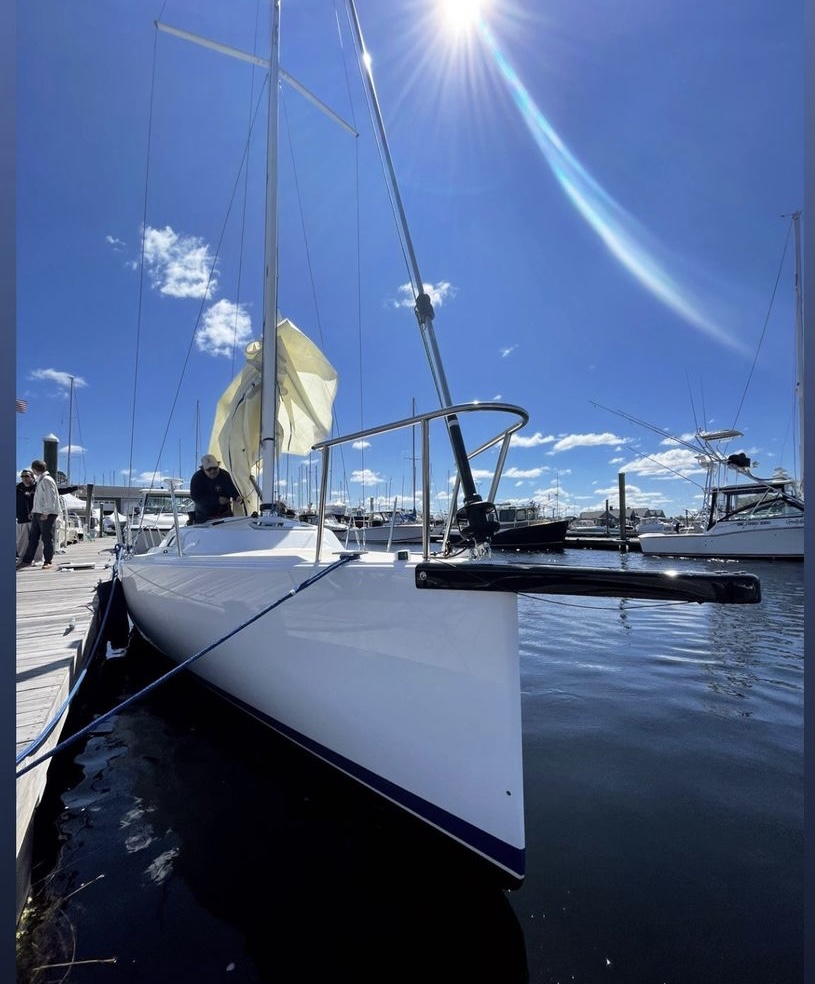 John A Glynn The Latest Cool Model From Jboats News And Jcomposites Just Launched And Here S A Sneak Peek At The New J 9 A Fast Fun Family Daysailer Destined To Be