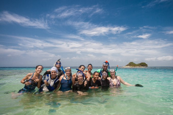 En <a href="/ConBiVe/">Asoc. Civil ConBiVe</a> nos hemos enfocado en llevar la biodiversidad a los jóvenes y a los jóvenes a la biodiversidad. 

Estamos enfocados en conectar contigo para promover el desarrollo sostenible de Venezuela.