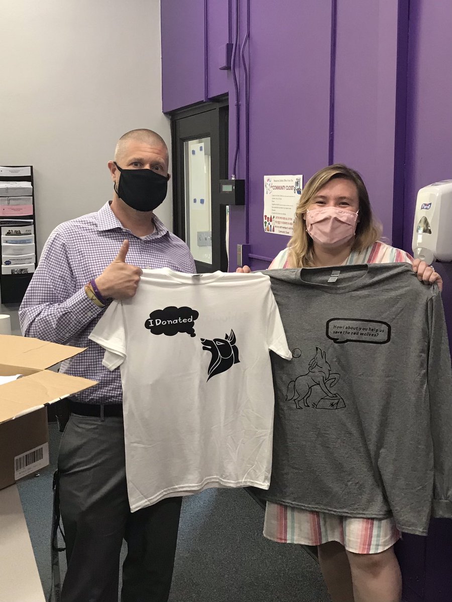 Another satisfied customer of <a href="/DottkePBLHS/">@DottkePBLHS</a>’s student-run t-shirt business, Phoenix Graphix.  👕 

Thank you <a href="/WAWMMadison/">Madison Elementary</a> of <a href="/WAWMSchools/">WAWM School District</a> for your business!  Enjoy the shirts &amp; it was fun collaborating with your students!

#wawmproud
<a href="/MrsWardlowA/">Angela Wardlow</a>