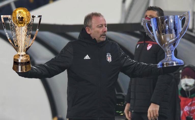Sergen in neden hep kollarını iki yana açtığını şimdi çok daha iyi anlamıyorum. Adamın bir bildiği varmışmış.Tek şampiyon iki kupa😎 
#BabanızBeşiktaş #Beşiktaş #SiyahBeyaz #KaraKartal